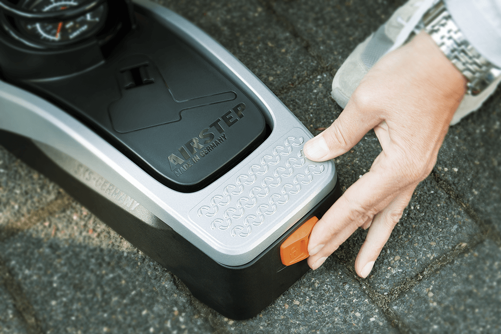 Sks airstep voetpomp zwart grijs