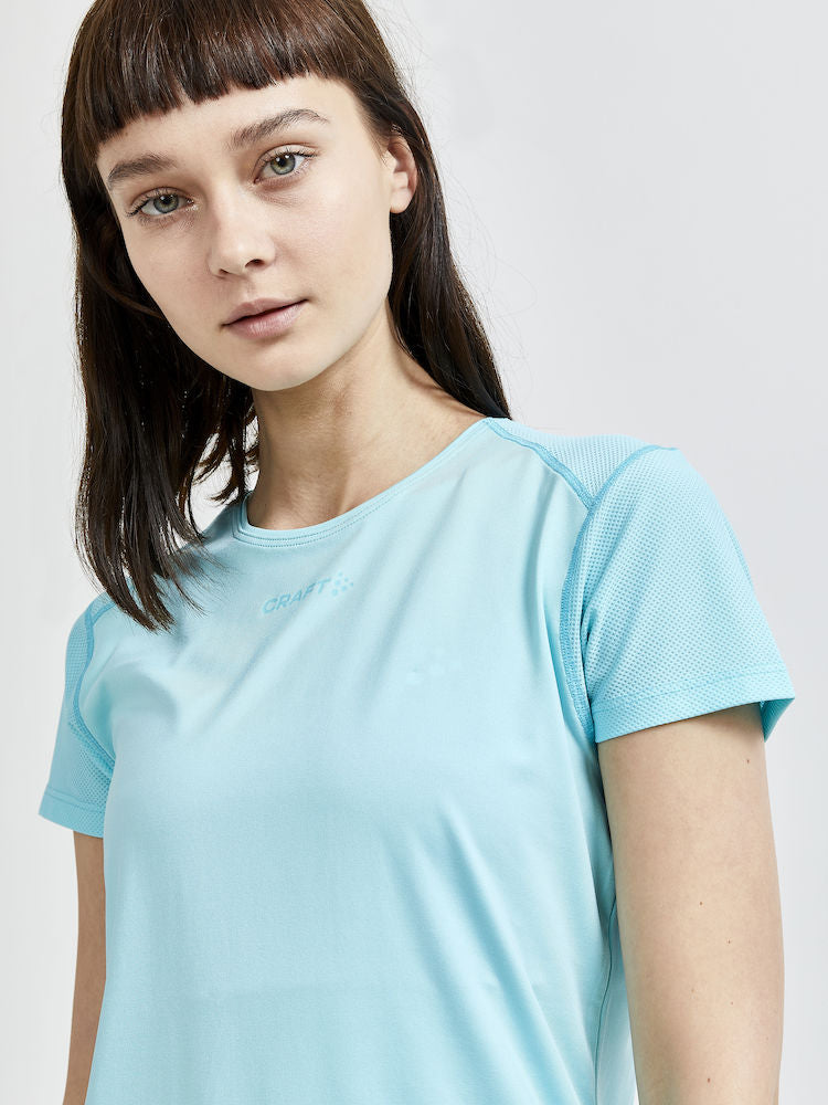 Craft Adv Essence Ss Slim Tee W - Sea