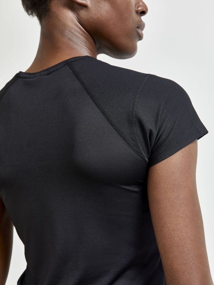Craft Adv Essence Ss Slim Tee W - Black