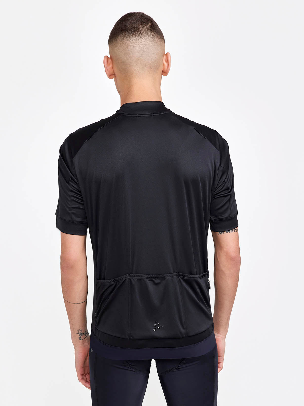 Craft Core Essence Jersey Reg Fit M - Black