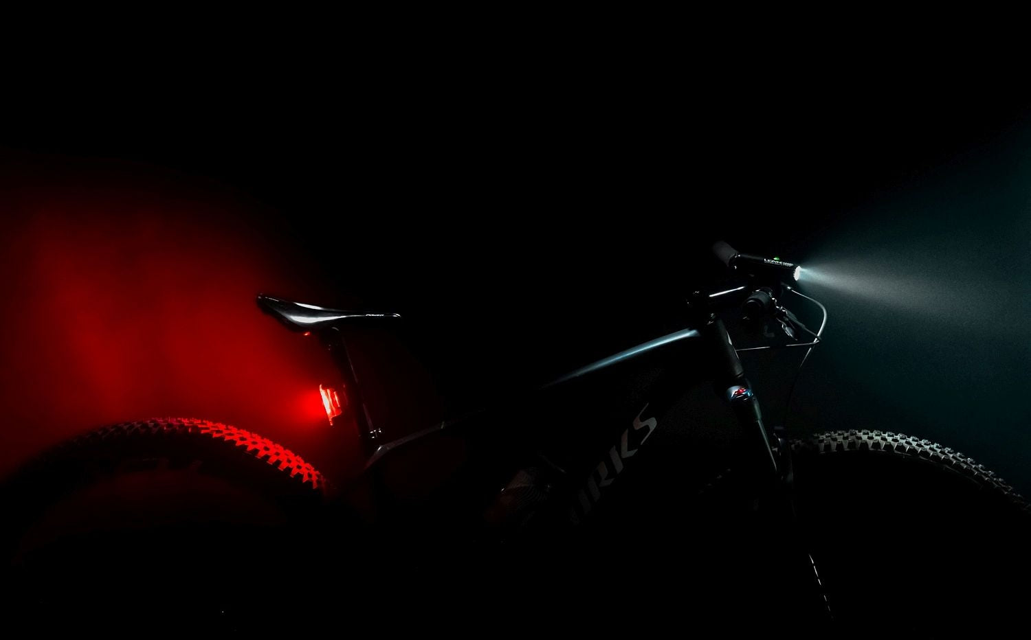 Lezyne Strip Drive Pro 400+ Rear Black Achterlicht