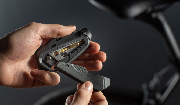 Knog fang multitool