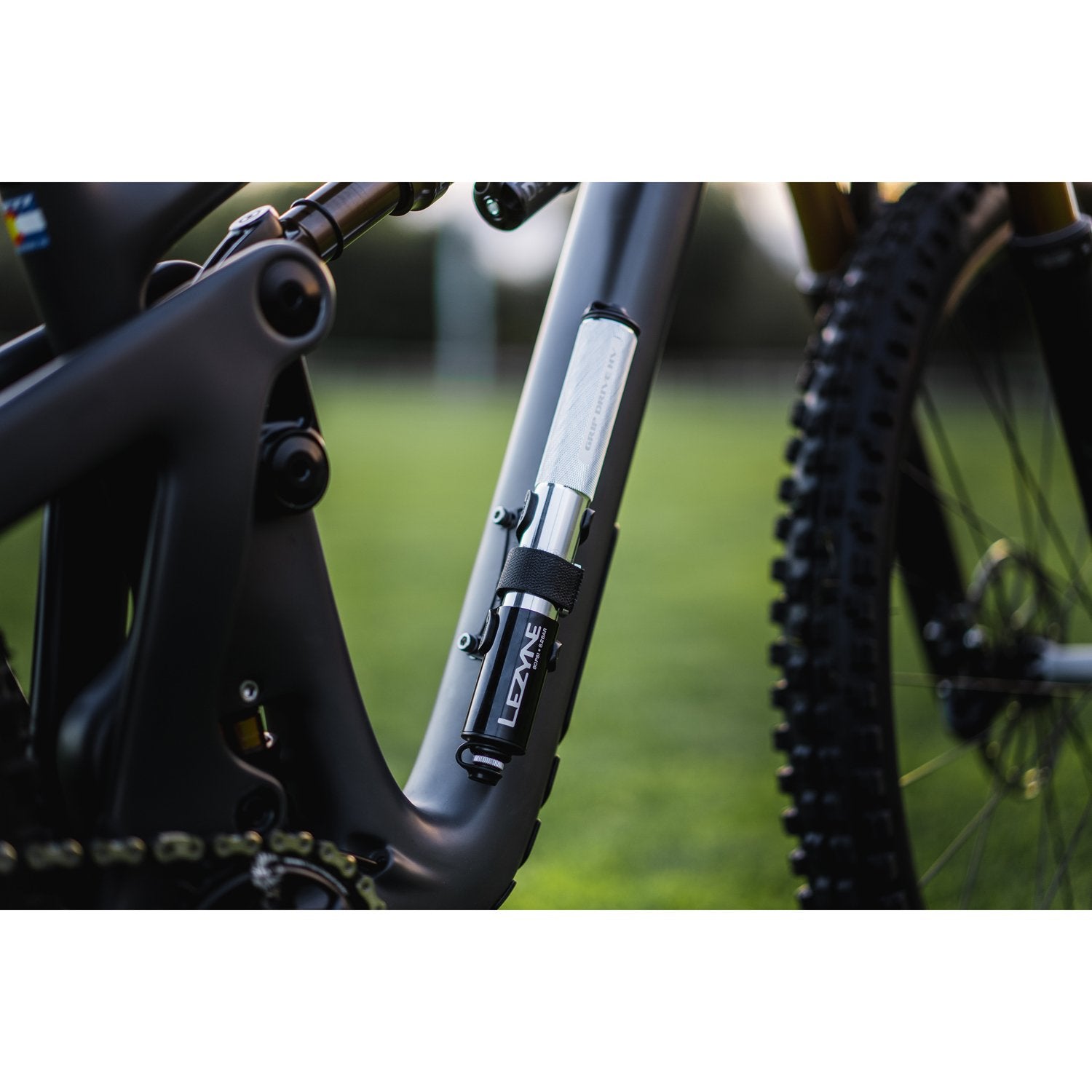 Lezyne Grip Drive HV - Fietspomp M 230mm Black