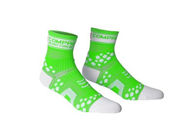 COMPRESSPORT Racing Socks V2 Fluo Green