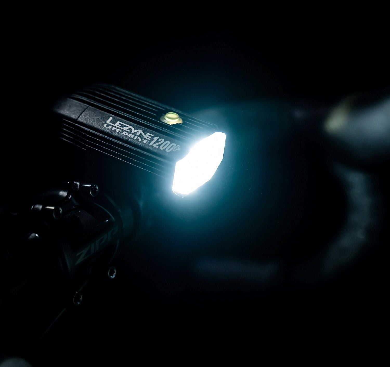 Lezyne Lite Drive 1200+ Front Satin Black Voorlicht