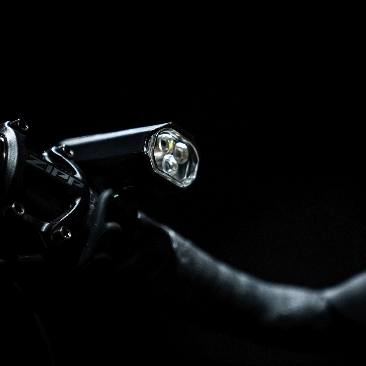 LEZYNE KTV Drive Pro 300+ Front Black Voorlicht