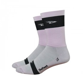 Defeet aireator high-top giro cycling sock pink black