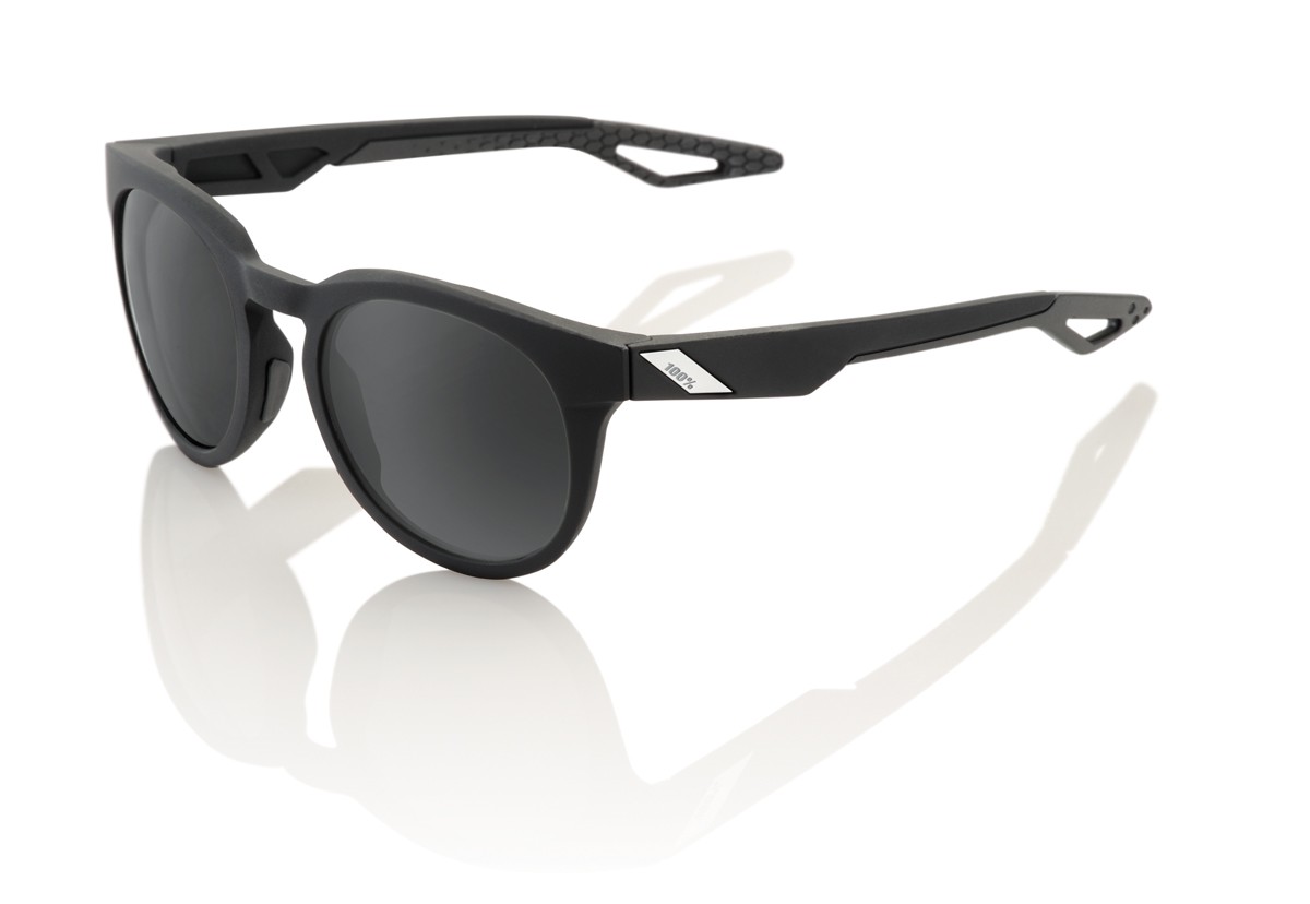 100% campo fietsbril soft tact zwart / grijs peakpolar lens