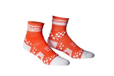 COMPRESSPORT Racing Socks V2 Fluo Orange